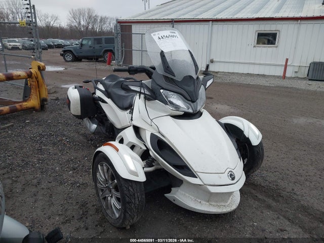 2015 CAN-AM SPYDER ROADSTER 2BXNCBC4XFV000441