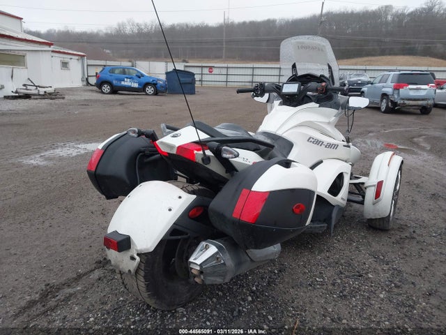 2015 CAN-AM SPYDER ROADSTER 2BXNCBC4XFV000441 Photo 3