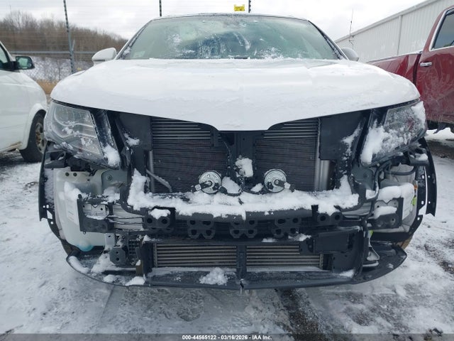 44565122 :رقم المزاد ، 2LMPJ8LP4JBL34972 vin ، 2018 Lincoln Mkx Reserve مزاد بيع
