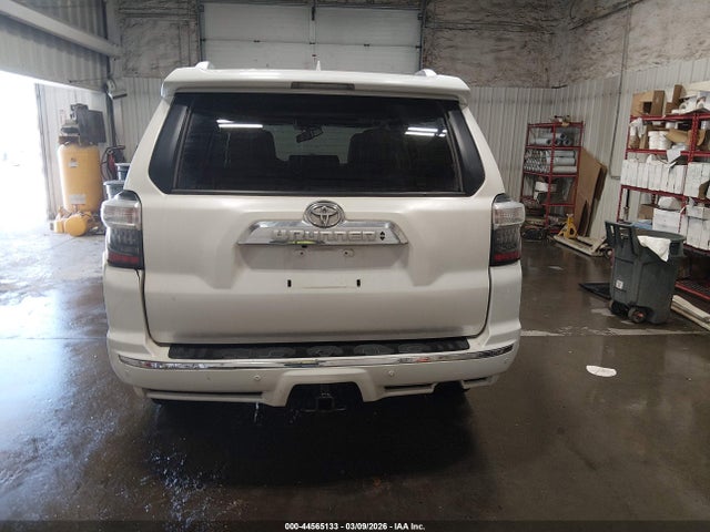 Toyota 4runner Limited 2018 JTEBU5JR4J5608076 Image 16
