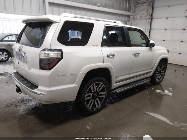 Toyota 4runner Limited 2018 JTEBU5JR4J5608076 Image 4