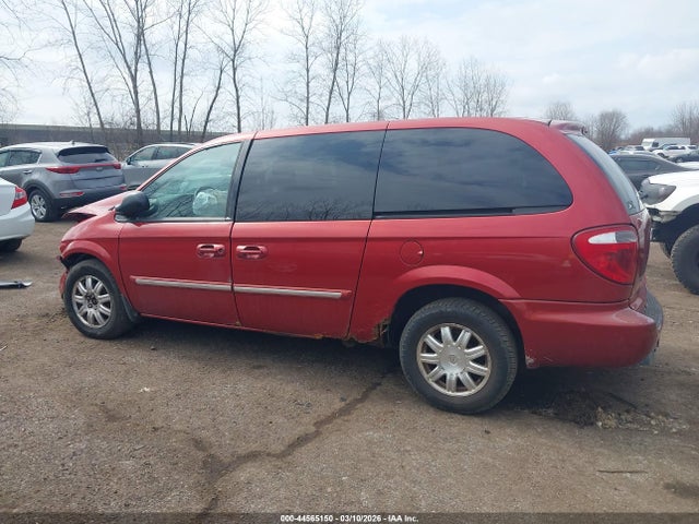 44565150 :رقم المزاد ، 2C4GP54L65R505503 vin ، 2005 Chrysler Town & Country Touring مزاد بيع
