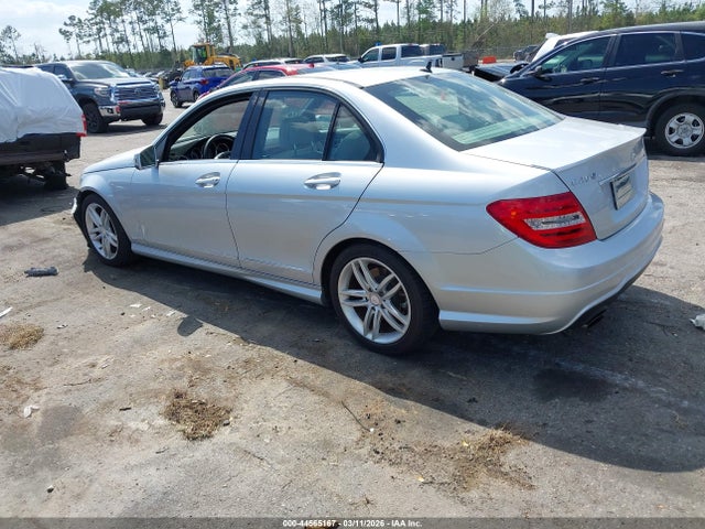 Продаж на аукціоні авто 2013 Mercedes-benz C 250 Sport, vin: WDDGF4HB4DR241075, номер лоту: 44565167