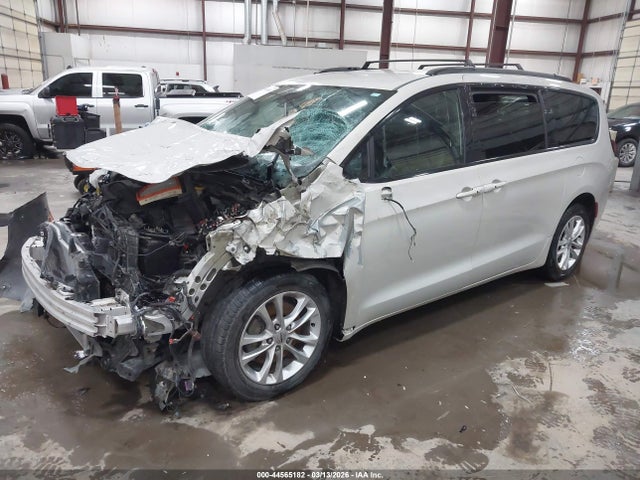 2020 CHRYSLER PACIFICA 2C4RC1EGXLR200484 Photo 1