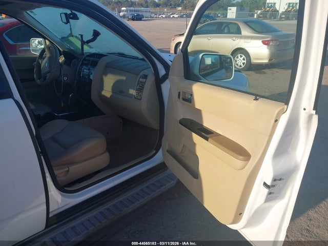 2008 FORD ESCAPE 1FMCU04198KB13025 Photo 4