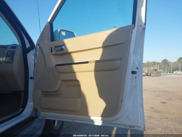 2008 FORD ESCAPE 1FMCU04198KB13025 Photo 7