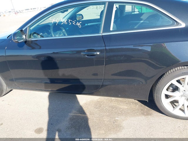 Продажа на аукционе авто 2012 Audi A5 2.0t Premium, vin: WAULFAFR3CA019192, номер лота: 44565206