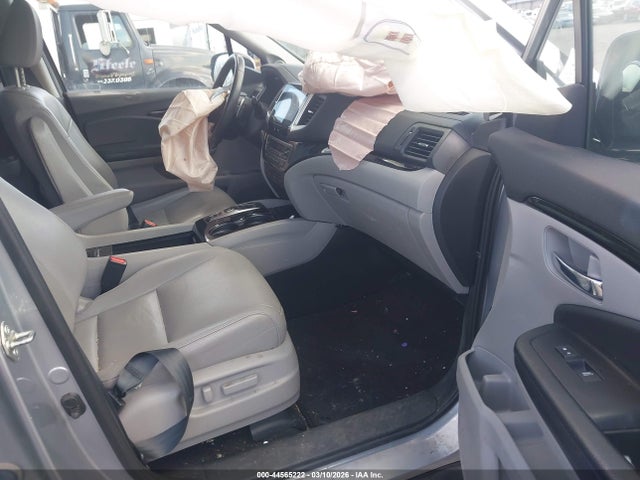 2017 HONDA PILOT 5FNYF6H95HB057072 Photo 4