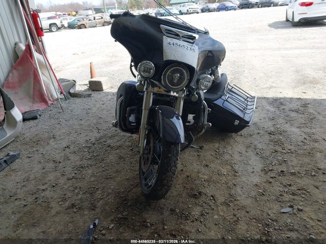 2019 HARLEY-DAVIDSON FLHX 1HD1KBC12KB659735 Photo 4