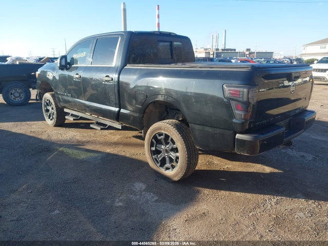2019 NISSAN TITAN XD 1N6BA1F45KN516430 Photo 2