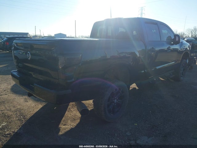 2019 NISSAN TITAN XD 1N6BA1F45KN516430 Photo 3