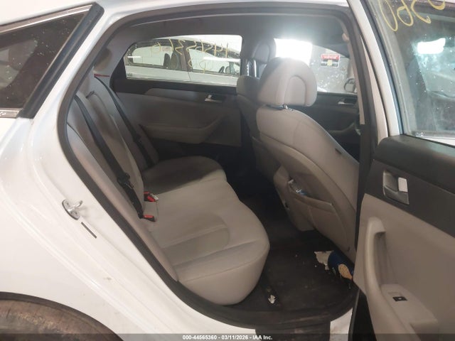 5NPE24AF3FH018188 Hyundai SONATA SE