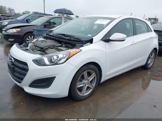 Продаж на аукціоні авто 2017 Hyundai Elantra Gt, vin: KMHD35LHXHU381976, номер лоту: 44565362
