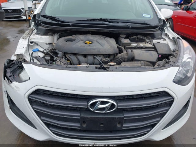 Продаж на аукціоні авто 2017 Hyundai Elantra Gt, vin: KMHD35LHXHU381976, номер лоту: 44565362