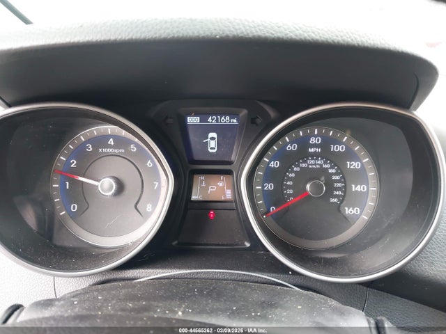 Продаж на аукціоні авто 2017 Hyundai Elantra Gt, vin: KMHD35LHXHU381976, номер лоту: 44565362