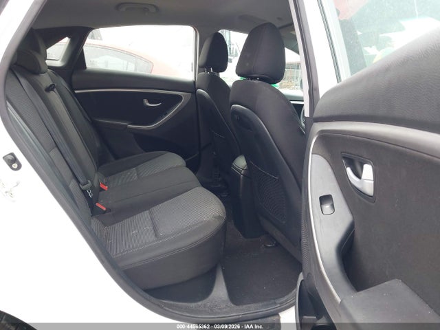 Продаж на аукціоні авто 2017 Hyundai Elantra Gt, vin: KMHD35LHXHU381976, номер лоту: 44565362