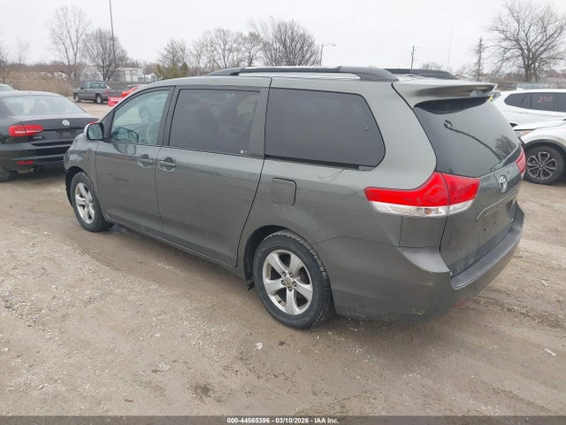 Aukcja sprzedaży 2011 Toyota Sienna Le V6, vin: 5TDKK3DC3BS045054, numer aukcji: 44565396