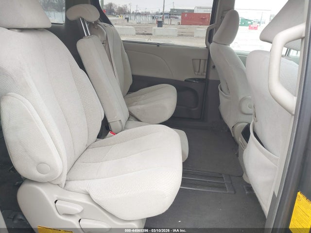 Aukcja sprzedaży 2011 Toyota Sienna Le V6, vin: 5TDKK3DC3BS045054, numer aukcji: 44565396