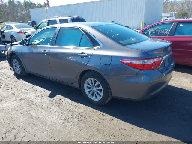 Toyota CAMRY LE 2017 4T1BF1FKXHU690362 Image 3