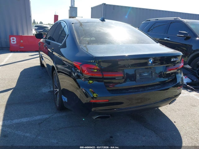 44565422 :رقم المزاد ، WBA13AG05MCG26820 vin ، 2021 Bmw 530e مزاد بيع