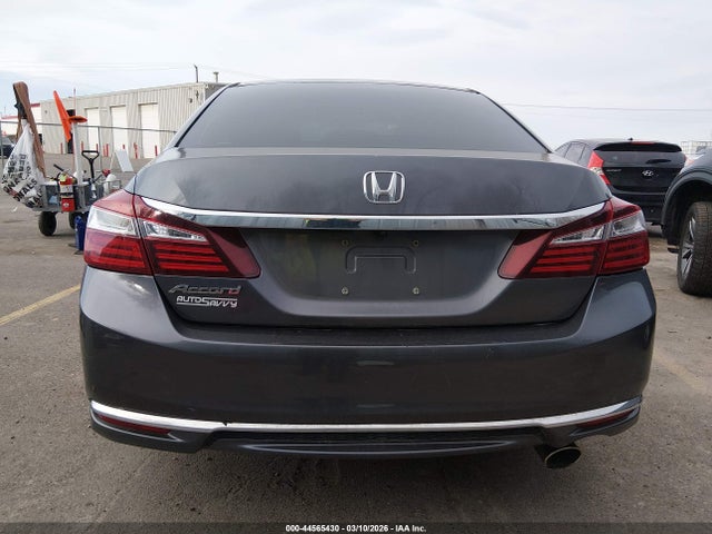 Honda ACCORD LX 2017 1HGCR2F35HA201853 Image 17