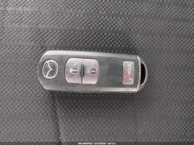 44565438 :رقم المزاد ، 3MZBM1K73FM185287 vin ، 2015 Mazda Mazda3 I Sport مزاد بيع