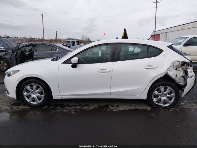 44565438 :رقم المزاد ، 3MZBM1K73FM185287 vin ، 2015 Mazda Mazda3 I Sport مزاد بيع