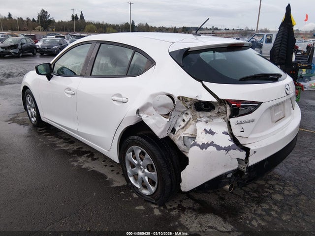 44565438 :رقم المزاد ، 3MZBM1K73FM185287 vin ، 2015 Mazda Mazda3 I Sport مزاد بيع