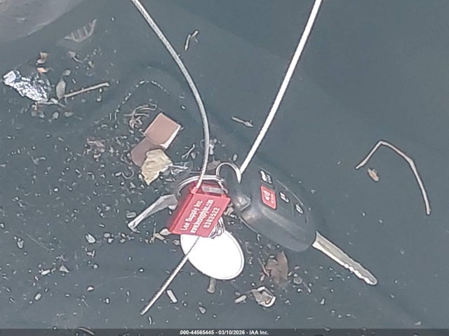 5YFBURHE5HP699841 Toyota COROLLA LE