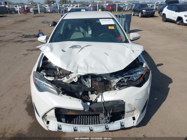 5YFBURHE5HP699841 Toyota COROLLA LE