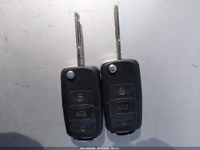 Aukcja sprzedaży 2004 Volkswagen New Beetle Gls 1.8t, vin: 3VWCD21Y64M305794, numer aukcji: 44565466