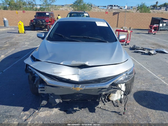1G1ZD5ST2MF005695 Chevrolet Malibu Fwd Lt