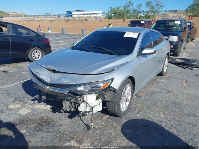 1G1ZD5ST2MF005695 Chevrolet Malibu Fwd Lt