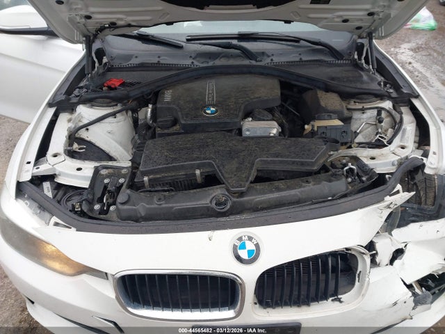 Продаж на аукціоні авто 2015 Bmw 328i, vin: WBA3C1C58FK118938, номер лоту: 44565482