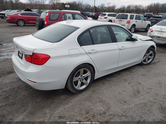 Продаж на аукціоні авто 2015 Bmw 328i, vin: WBA3C1C58FK118938, номер лоту: 44565482