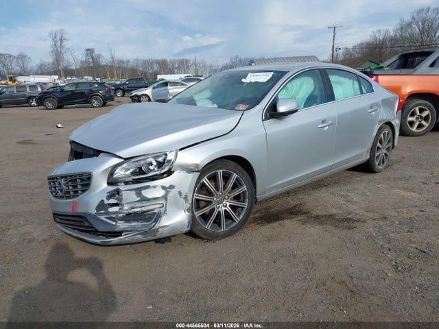 2017 VOLVO S60 INSCRIPTION LYV402HK4HB132552 Photo 1