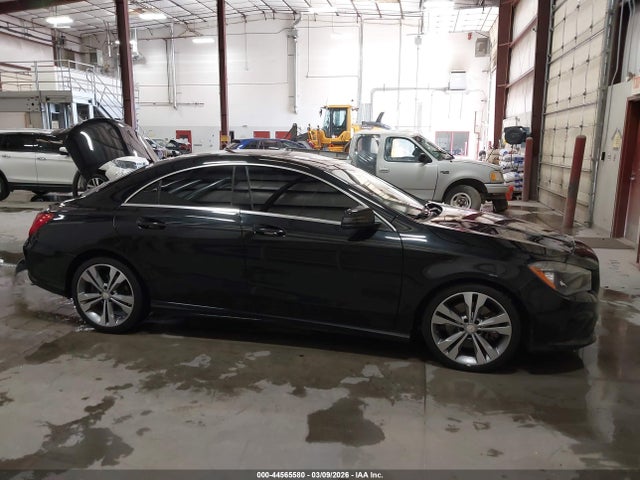 WDDSJ4GB0EN121681 Mercedes-Benz CLA 250 4MATIC