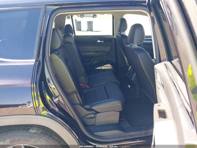 Продажа на аукционе авто 2023 Volkswagen Atlas 2.0t Se, vin: 1V2LP2CA9PC504935, номер лота: 44565607