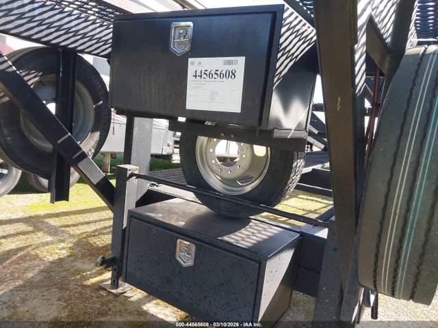 2017 Kaufman Trailers Auto Hauler მანქანა იყიდება აუქციონზე, vin: 5SHFE4734HB000199, აუქციონის ნომერი: 44565608