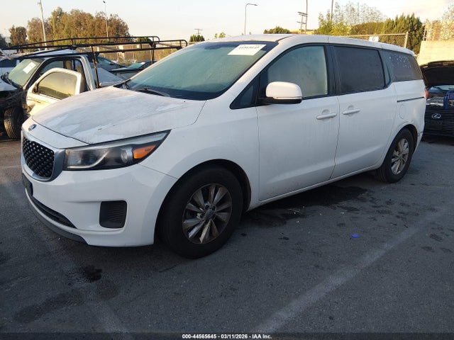 KIA Sedona L 2015 KNDMA5C12F6067320 Image 2