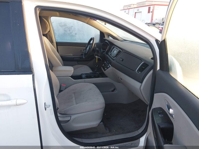 KIA Sedona L 2015 KNDMA5C12F6067320 Image 5