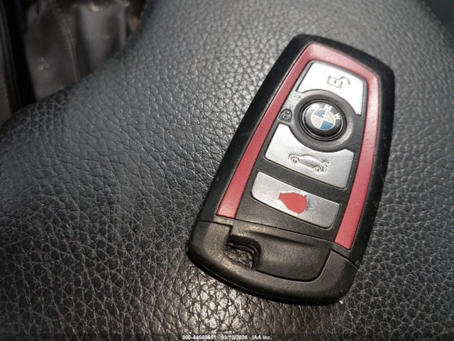 44565651 :رقم المزاد ، WBA8E9G50GNT88299 vin ، 2016 Bmw 328i مزاد بيع