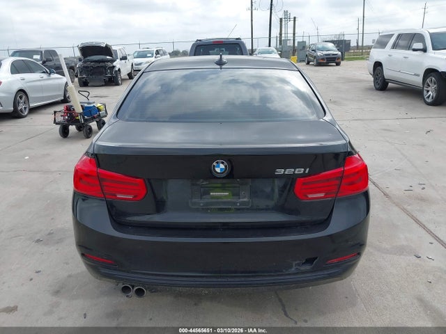 44565651 :رقم المزاد ، WBA8E9G50GNT88299 vin ، 2016 Bmw 328i مزاد بيع