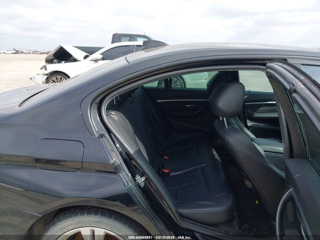 44565651 :رقم المزاد ، WBA8E9G50GNT88299 vin ، 2016 Bmw 328i مزاد بيع