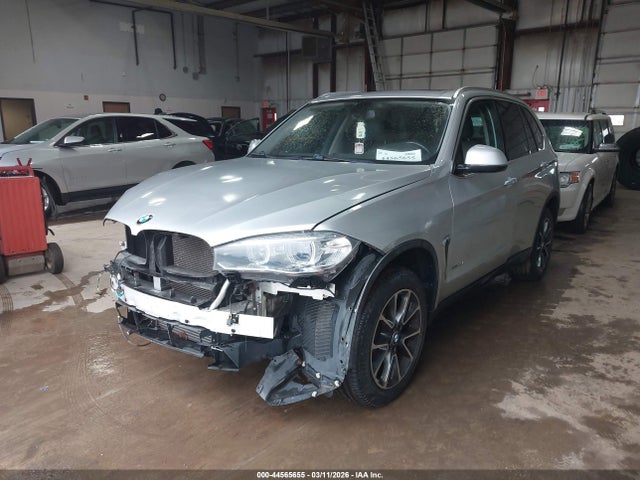 2016 BMW X5 5UXKR0C53G0P20679 Photo 1