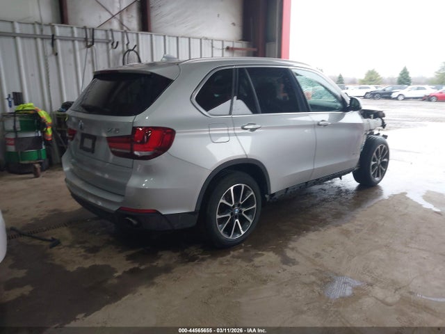 2016 BMW X5 5UXKR0C53G0P20679 Photo 3