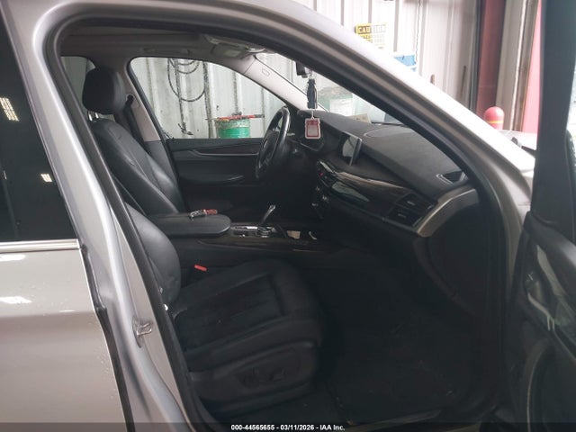 2016 BMW X5 5UXKR0C53G0P20679 Photo 4