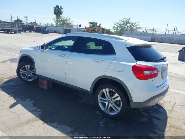 Mercedes-Benz GLA 250 2020 WDCTG4EB7LJ650219 Image 3