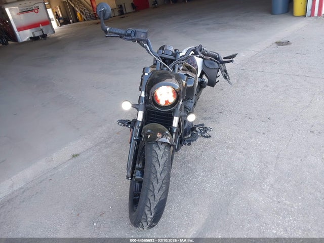 INDIAN MOTORCYCLE CO. Scout Bobber 2023 56KMTB005P3197836 Image 5