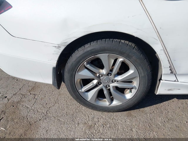 Honda ACCORD LX 2018 1HGCV1F12JA163721 Image 19